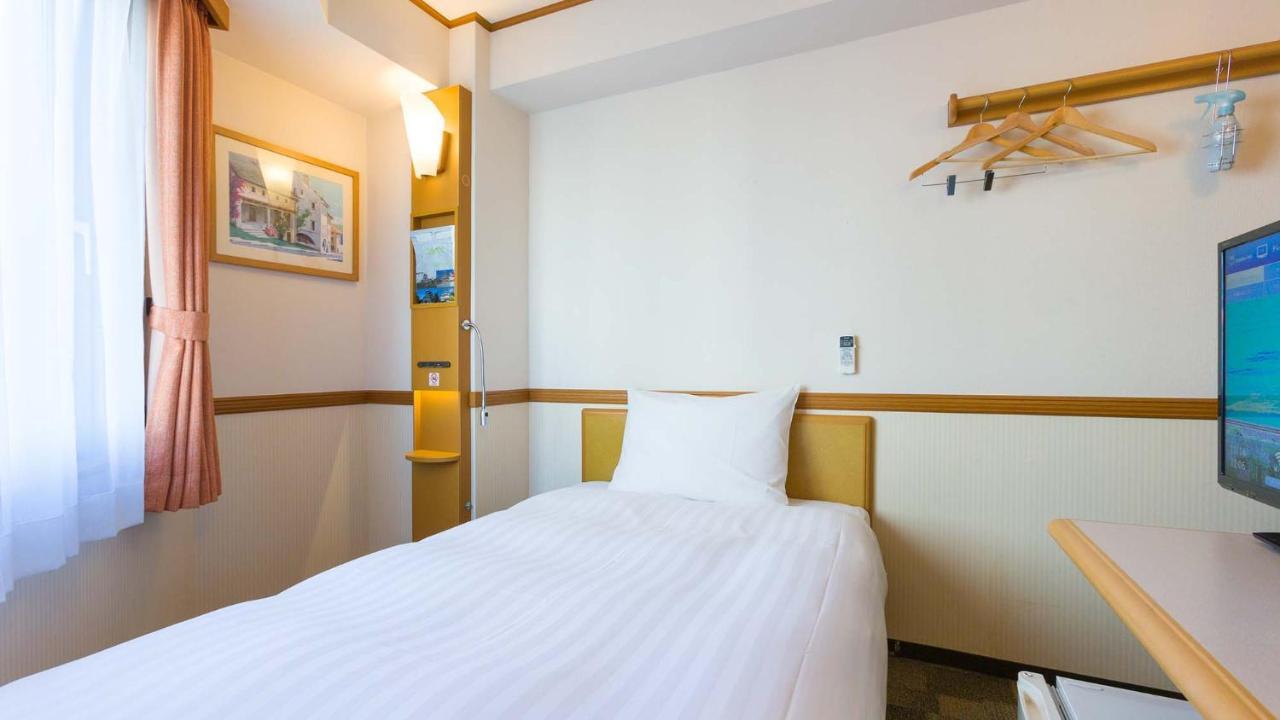 Toyoko Inn Nagoya-Eki Shinkansen-Guchi Экстерьер фото